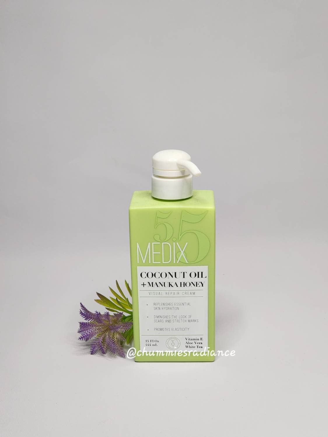 Medix 5.5 Coconut Oil + Manuka Honey Visual Repair Cream 444ml