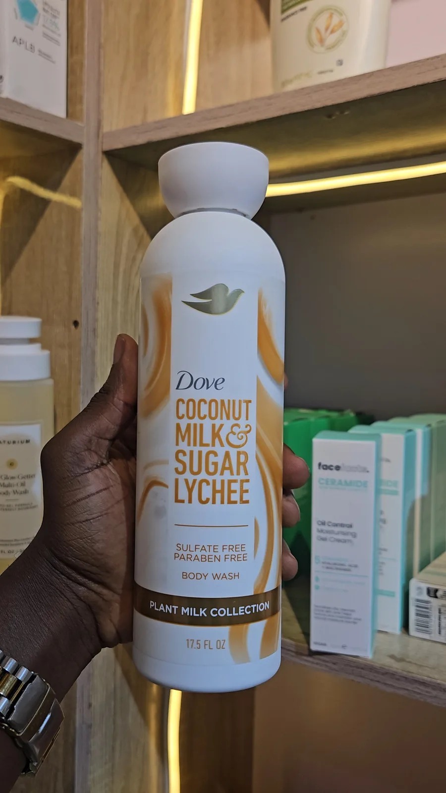 Dove Coconut Milk & Sugar Lychee Body Wash