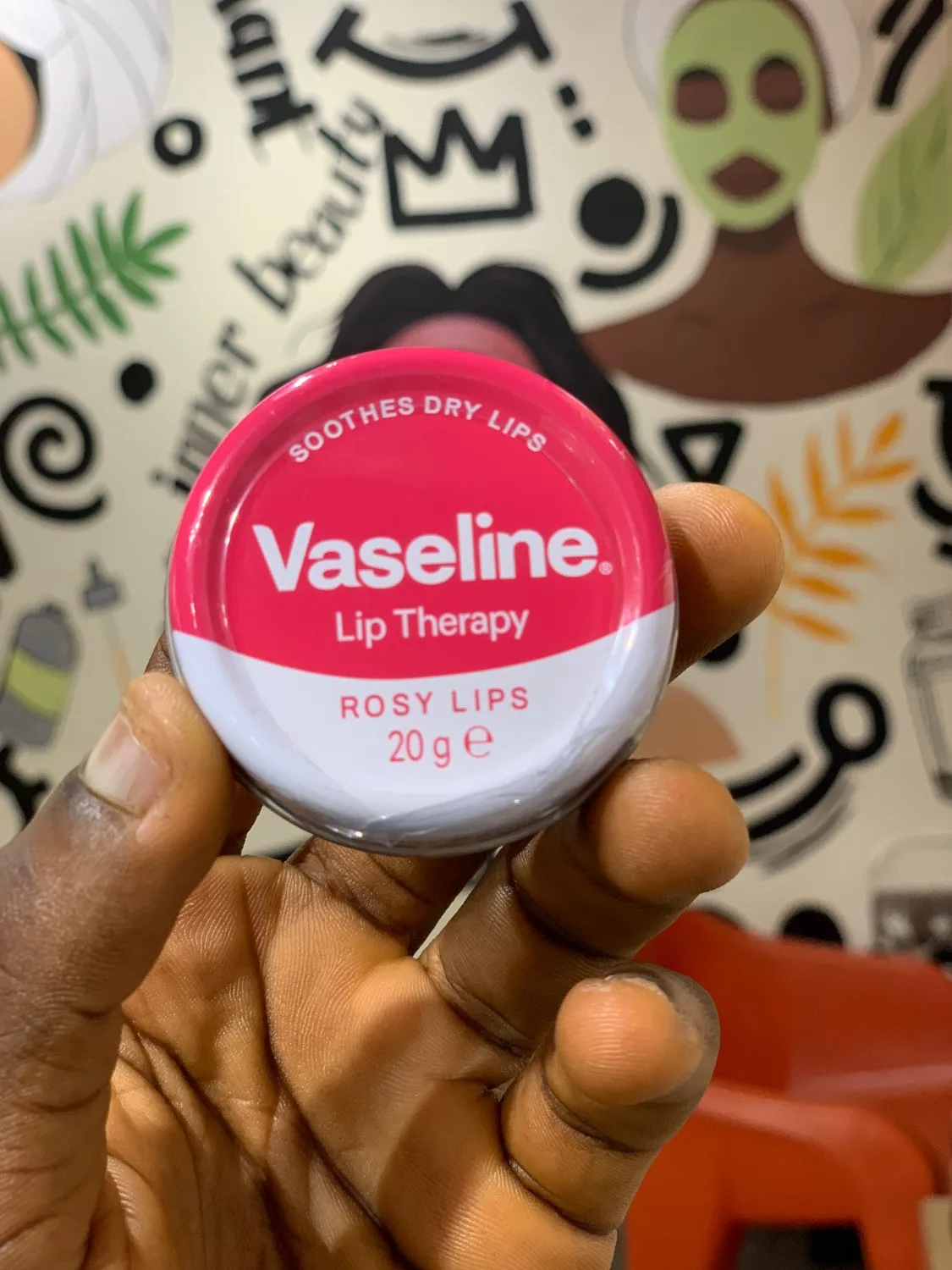 Vaseline lip therapy